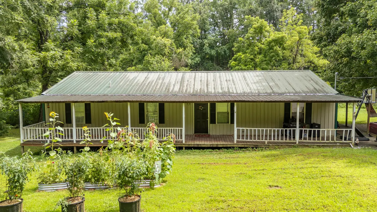 1371 Waynesboro Hwy, Waynesboro, TN 38485 - #1
