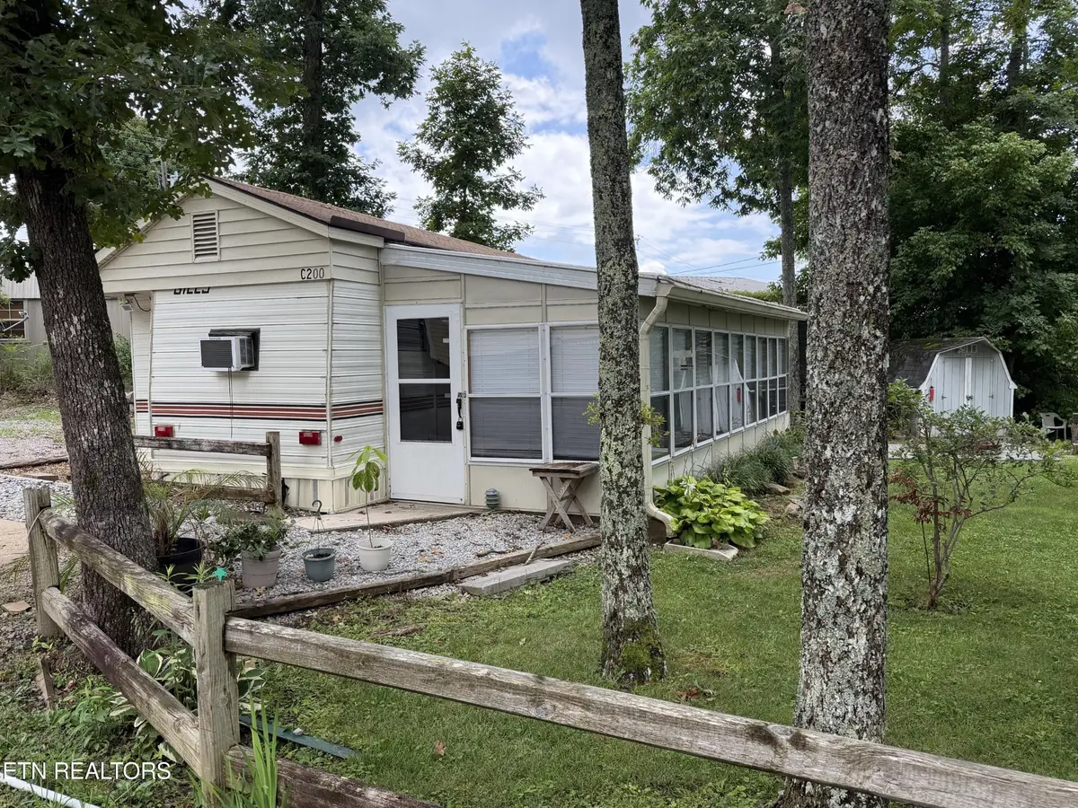 160 Apache Tr, Crossville, TN 38572 - #1