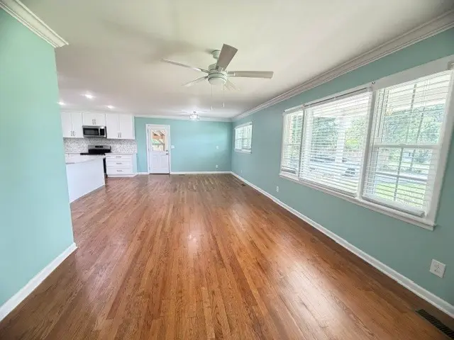 1300 Pleasant Ridge Rd, Huntland, TN 37345 - #3