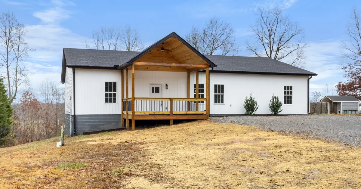 4251 Old Metal Rd, Palmyra, TN 37142 - #1