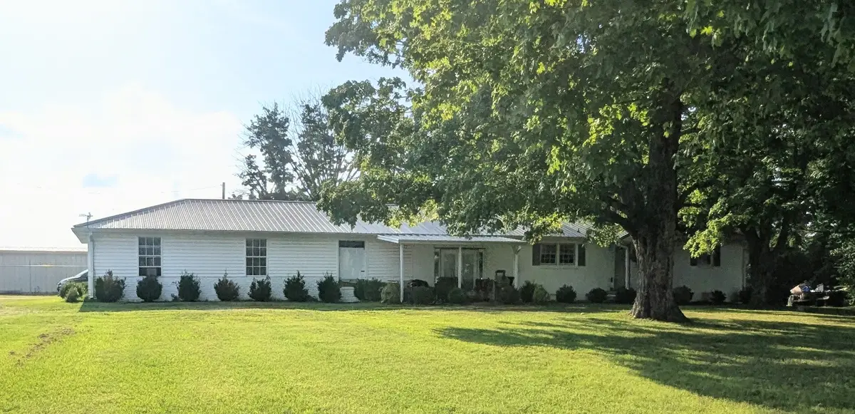 1721 Pleasant Grove Rd, Westmoreland, TN 37186 - #1