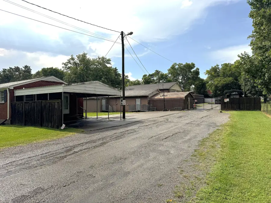 549 E Maple St, Madison, TN 37115 - #2