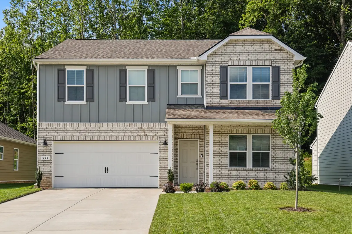 333 Brook Ave, White House, TN 37188 - #1