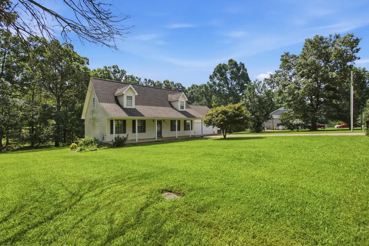 115 Pin Oaks Ln, Hohenwald, TN 38462 - #1