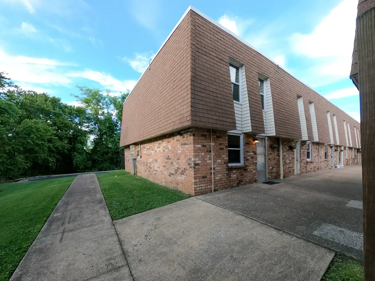 370 Wallace Rd #C 9, Nashville, TN 37211 - #1
