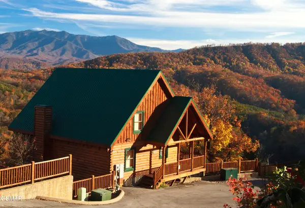 4610 High Vista Way, Pigeon Forge, TN 37863
