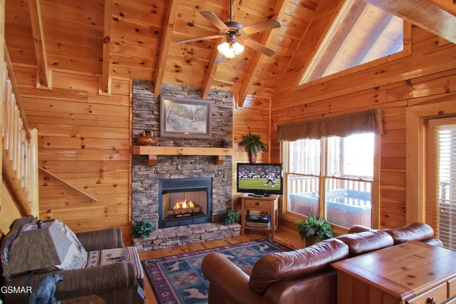 4610 High Vista Way, Pigeon Forge, TN 37863 - #3