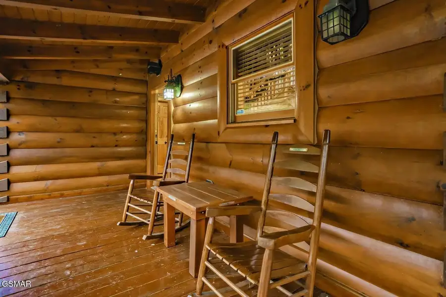 1928 Bear Creek Falls Way, Sevierville, TN 37876 - #2