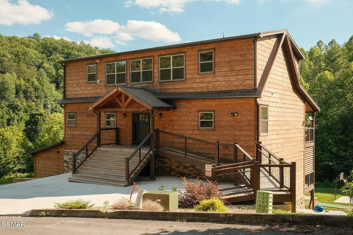 3036 Cloudburst Drive, Sevierville, TN 37862 - #1