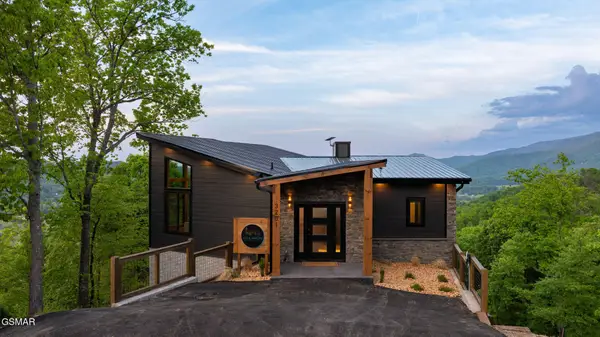 3201 Grouse Ridge Lane, Sevierville, TN 37862