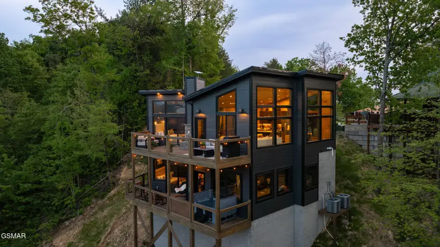 3201 Grouse Ridge Lane, Sevierville, TN 37862 - #2