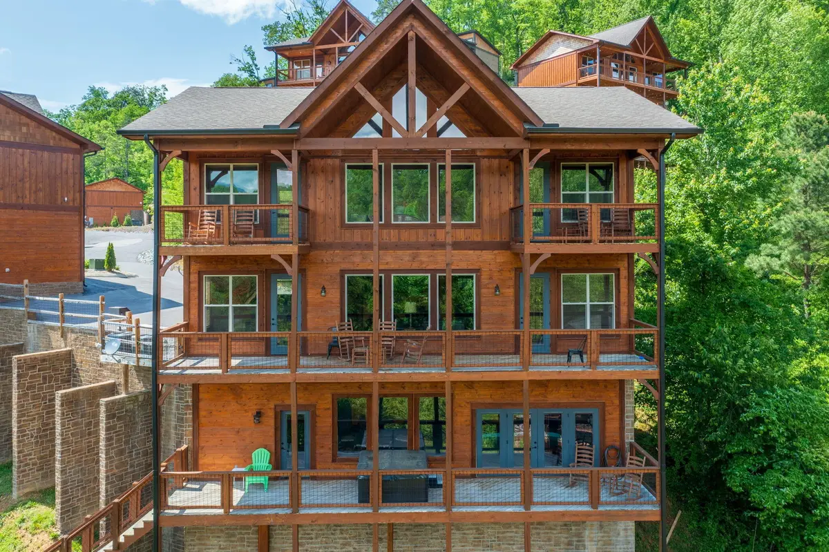 4521 Shangrila Way, Sevierville, TN 37876 - #1