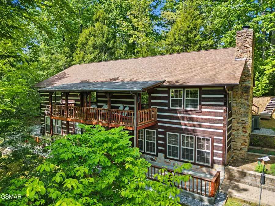 615 N Ownby Drive, Gatlinburg, TN 37738 - #2