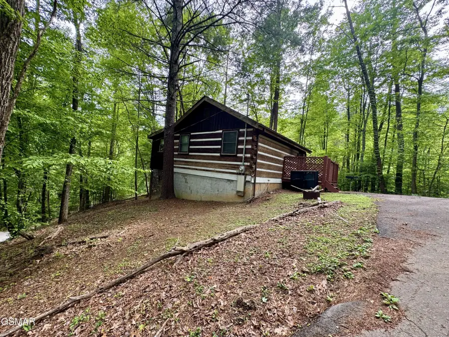 2340 Avon Circle, Sevierville, TN 37876 - #3