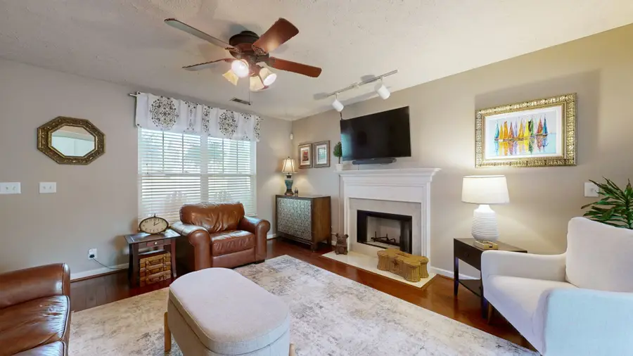 3765 Springwater Dr, Nashville, TN 37221 - #3