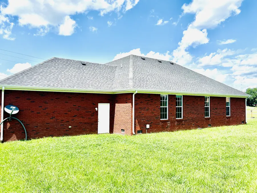 250 Old Camargo Rd, Fayetteville, TN 37334 - #2