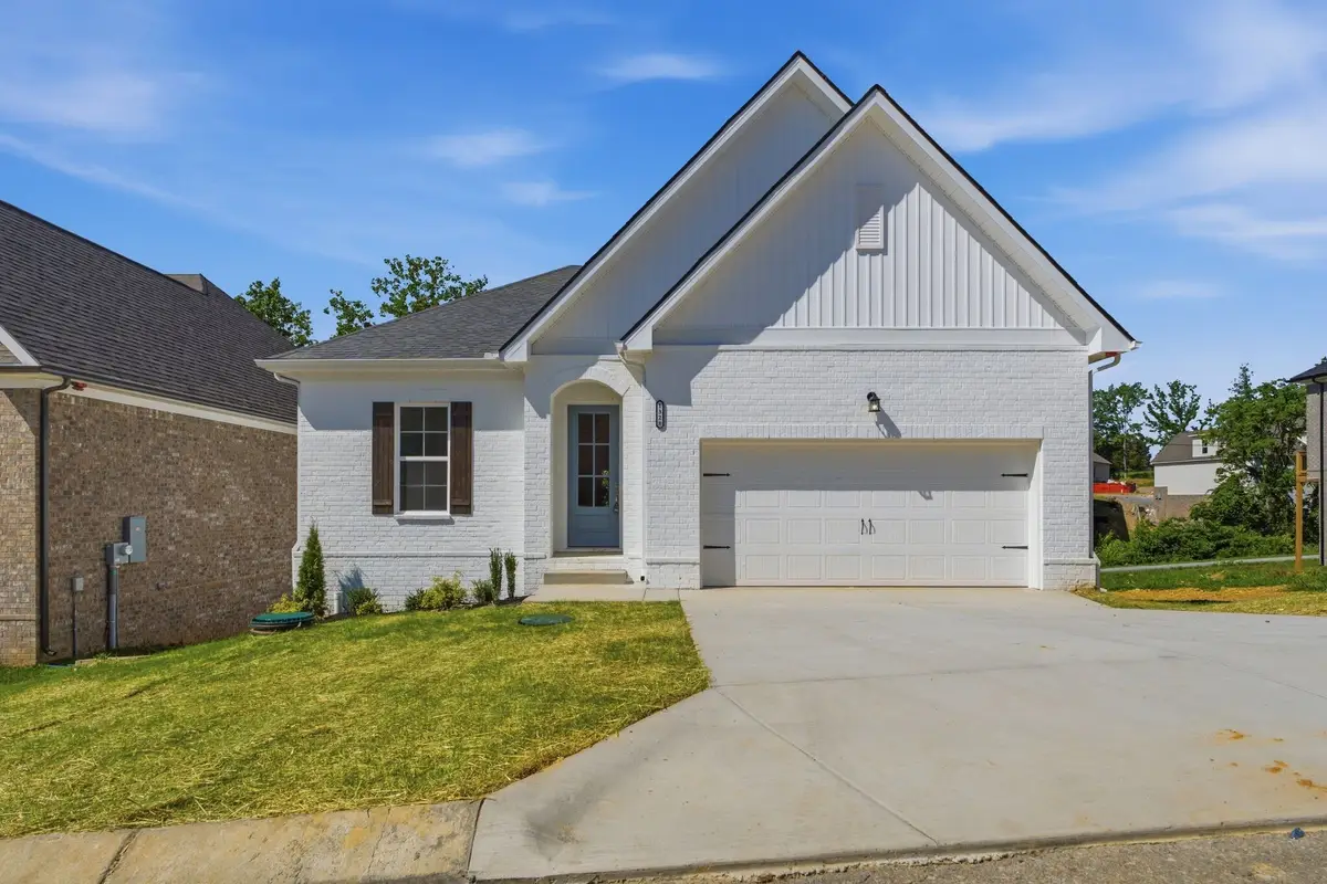 977 Hunters Lane, Springfield, TN 37172 - #1