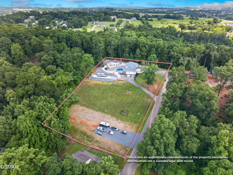 917 Crickett Drive, Dandridge, TN 37725 - #2