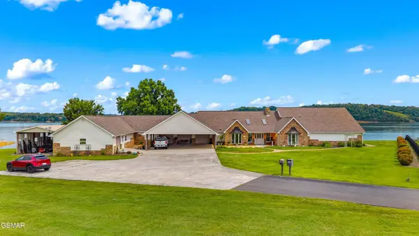 829 Tucker Place Way, Dandridge, TN 37725