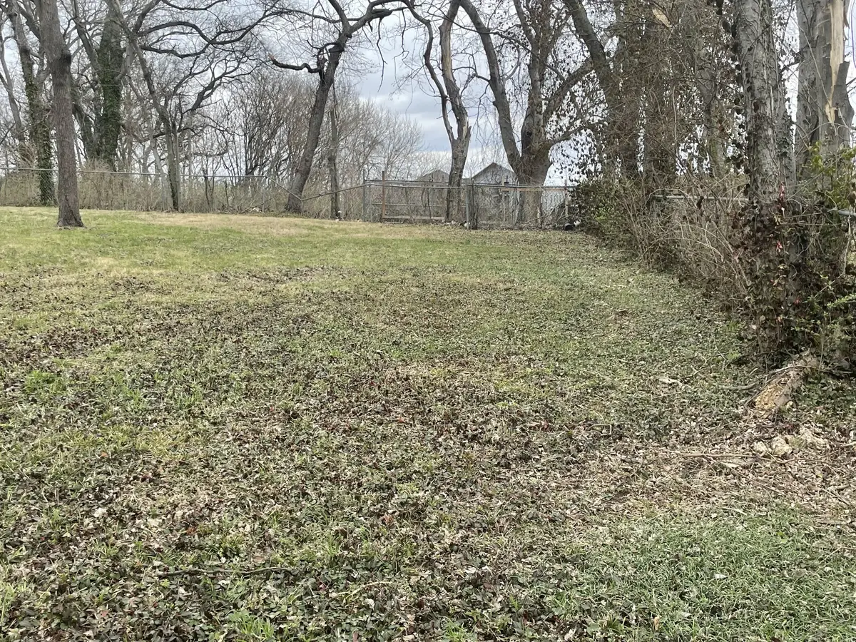 420 Mallory St, Nashville, TN 37203 - #1
