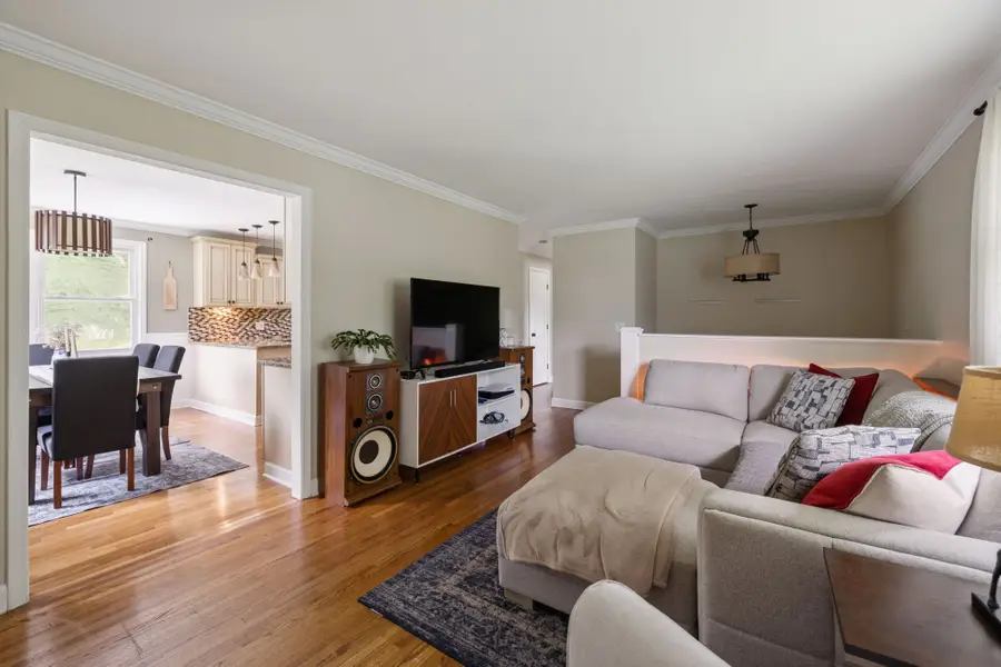 608 Harpeth Pkwy E, Nashville, TN 37221 - #3