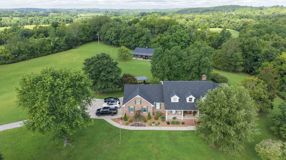 1015 Latti Reese Rd, Hartsville, TN 37074 - #1