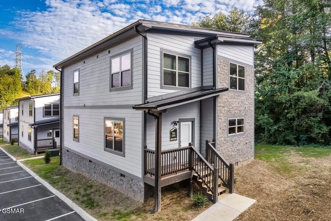 576 Dollywood Lane #UNIT 9, Pigeon Forge, TN 37863 - #1