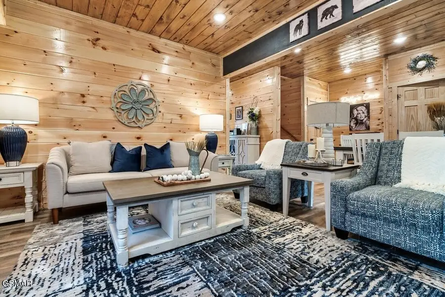 576 Dollywood Lane #UNIT 9, Pigeon Forge, TN 37863 - #2