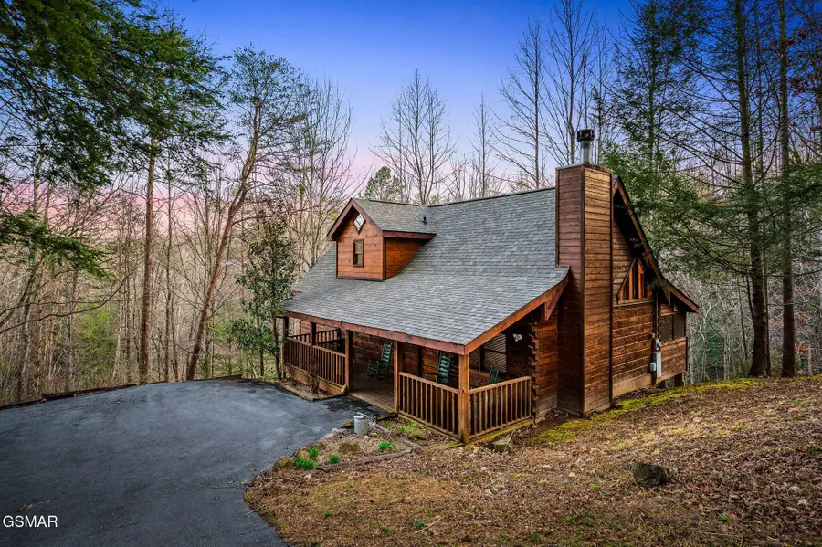 2306 Avon Circle, Sevierville, TN 37876 - #2