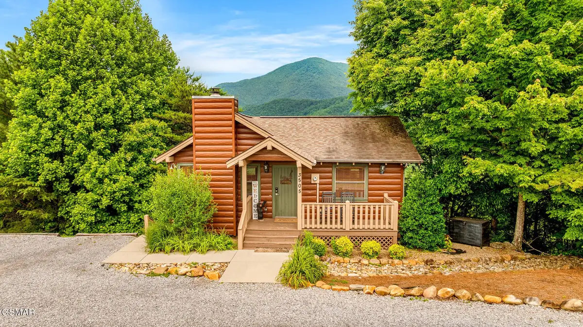 3505 Jakes Ridge Way, Sevierville, TN 37862 - #1