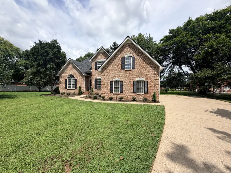 1005 Ithaca St, Murfreesboro, TN 37130 - #3