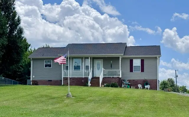 557 White Rd, Portland, TN 37148 - #1