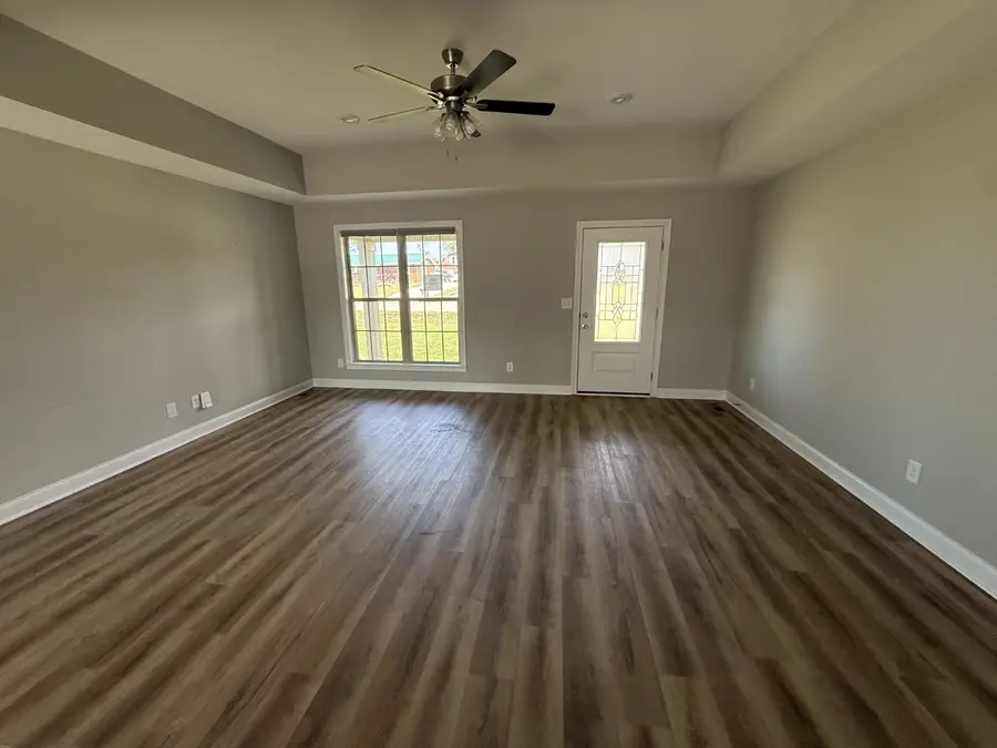 109 Morningside Dr, Clarksville, TN 37042 - #2