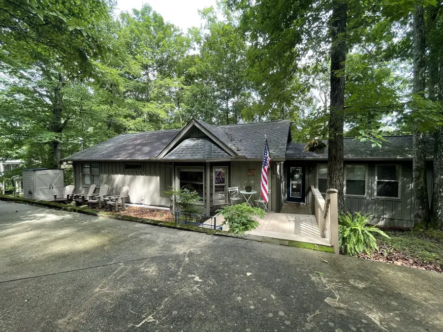 392 Winter Park Cir, Smithville, TN 37166 - #2