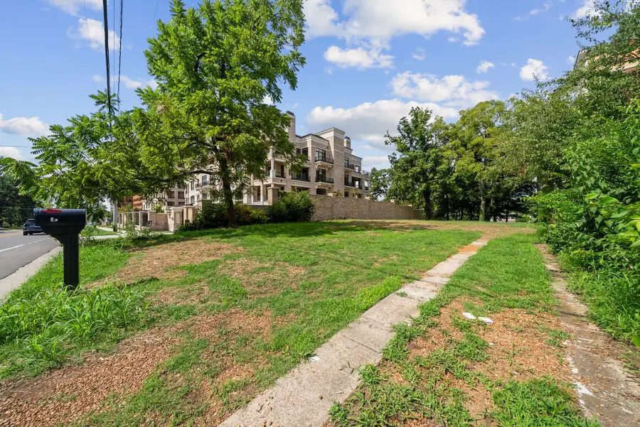 122 Woodmont Blvd, Nashville, TN 37205 - #3