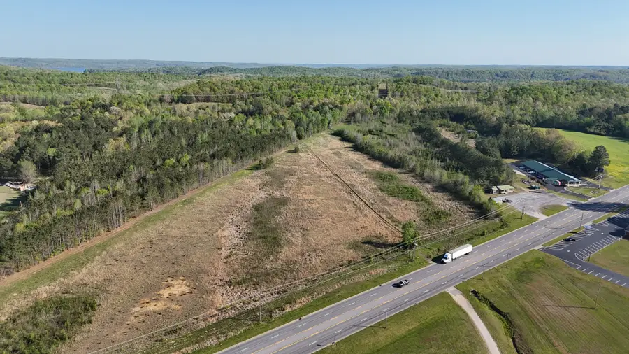 1241 Broadway Ave, New Johnsonville, TN 37134 - #2