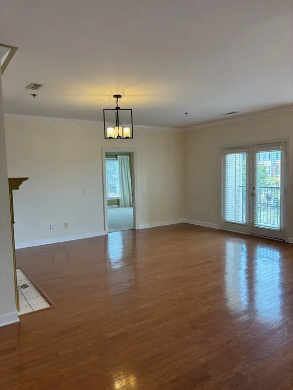 116 31st Ave N #301, Nashville, TN 37203