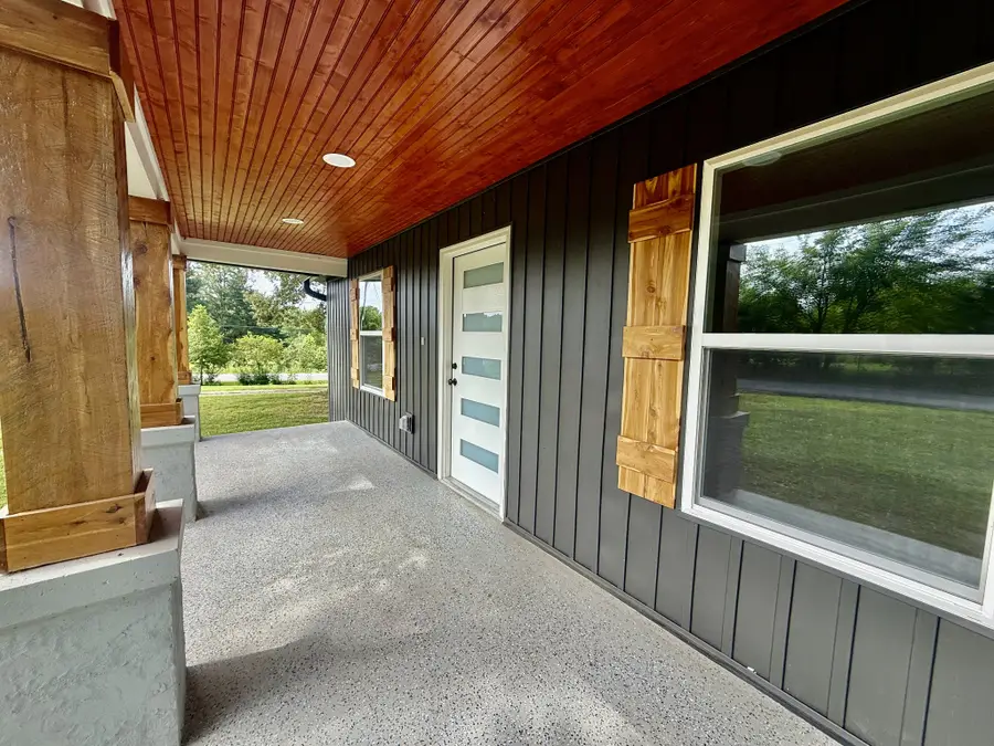 1541 Summitville Rd, Manchester, TN 37355 - #2