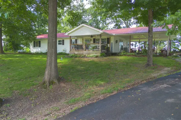 166 Beechview Dr, Clifton, TN 38425