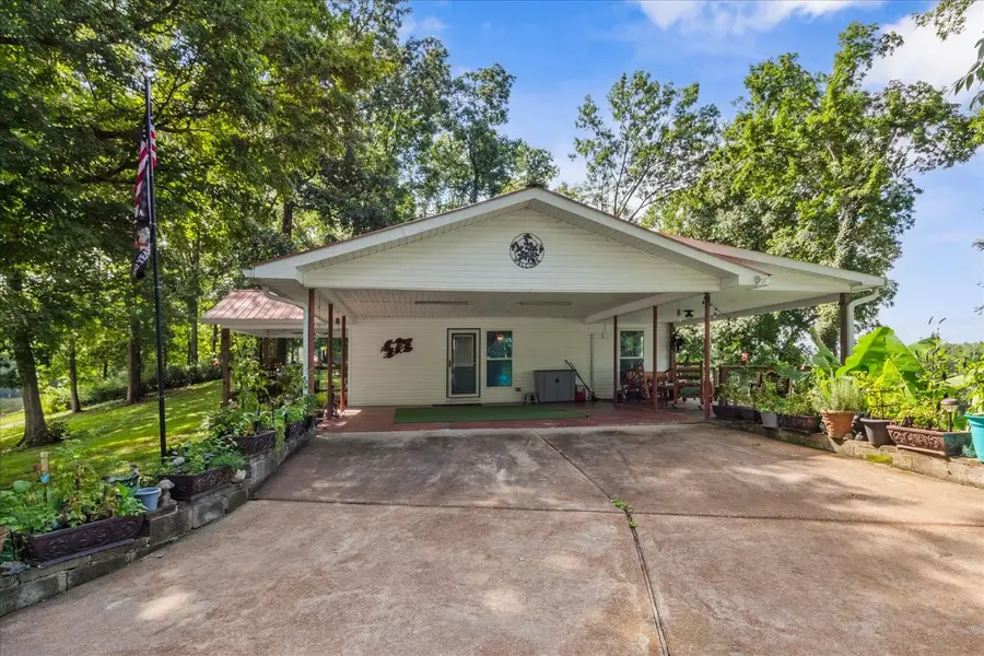 166 Beechview Dr, Clifton, TN 38425 - #2