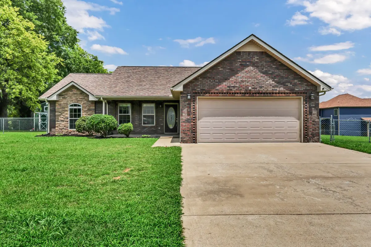 1453 Rustys Ln, Clarksville, TN 37042 - #1