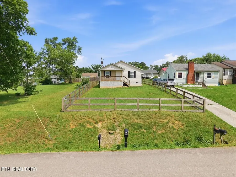 2721 Carson Ave, Knoxville, TN 37917 - #3