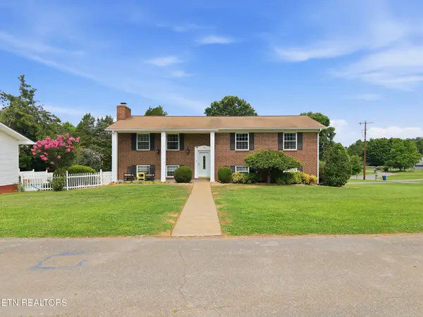 135 Colonial Circle, Seymour, TN 37865
