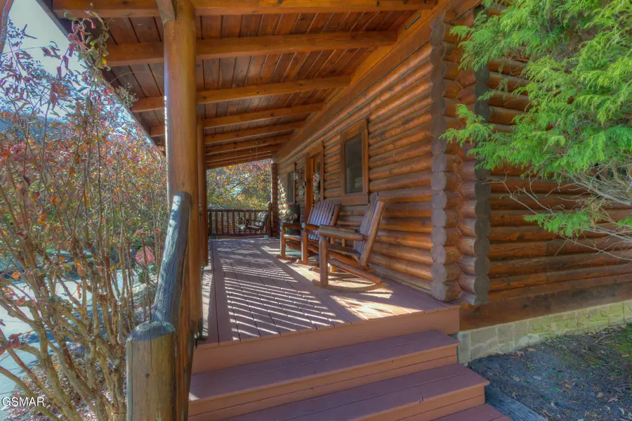 3139 Smoky Ridge Way, Sevierville, TN 37876 - #2