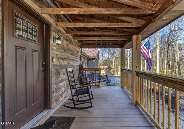125 Cricket Hollow Way, Cosby, TN 37722