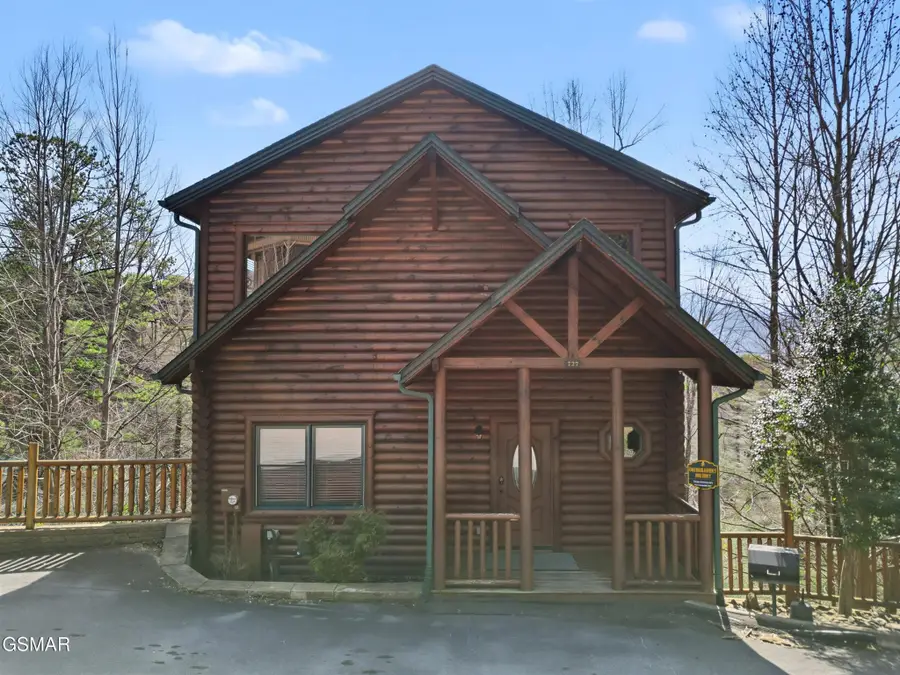 727 Mountain Stream Way, Gatlinburg, TN 37738 - #3