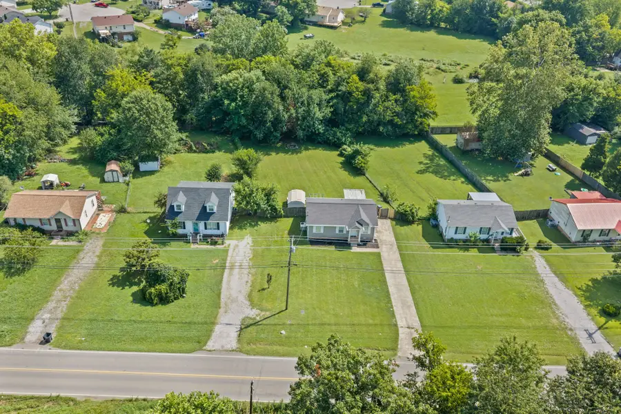 250 Hugh Hunter Rd, Oak Grove, KY 42262 - #2
