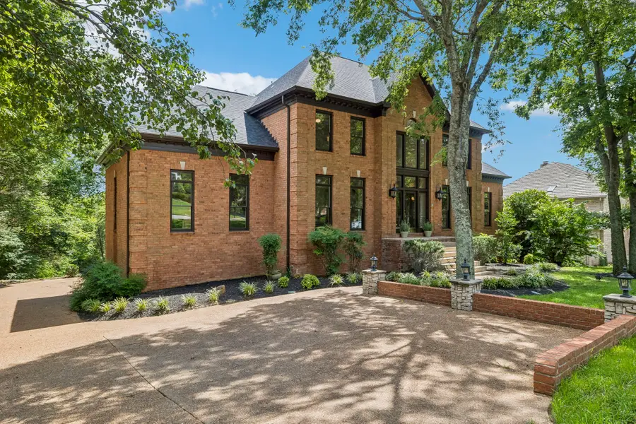 9129 Brentmeade Blvd, Brentwood, TN 37027 - #2