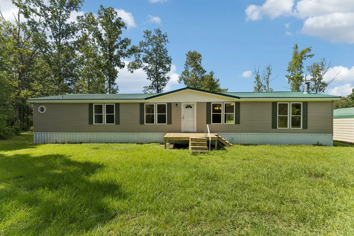 286 Henderson Rd, Hohenwald, TN 38462 - #1