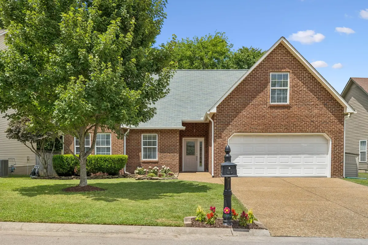 1271 Baker Creek Dr, Spring Hill, TN 37174 - #1